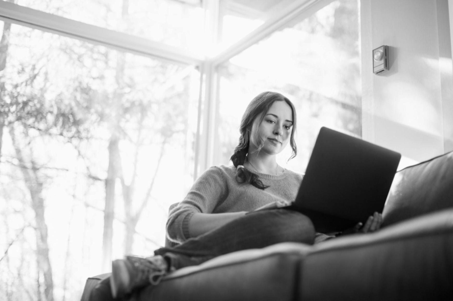 Technische SEO-Implementierung mit strukturierten Navigationselementen